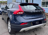 VOLVO V40 CROSS COUNTRY