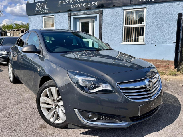 VAUXHALL INSIGNIA