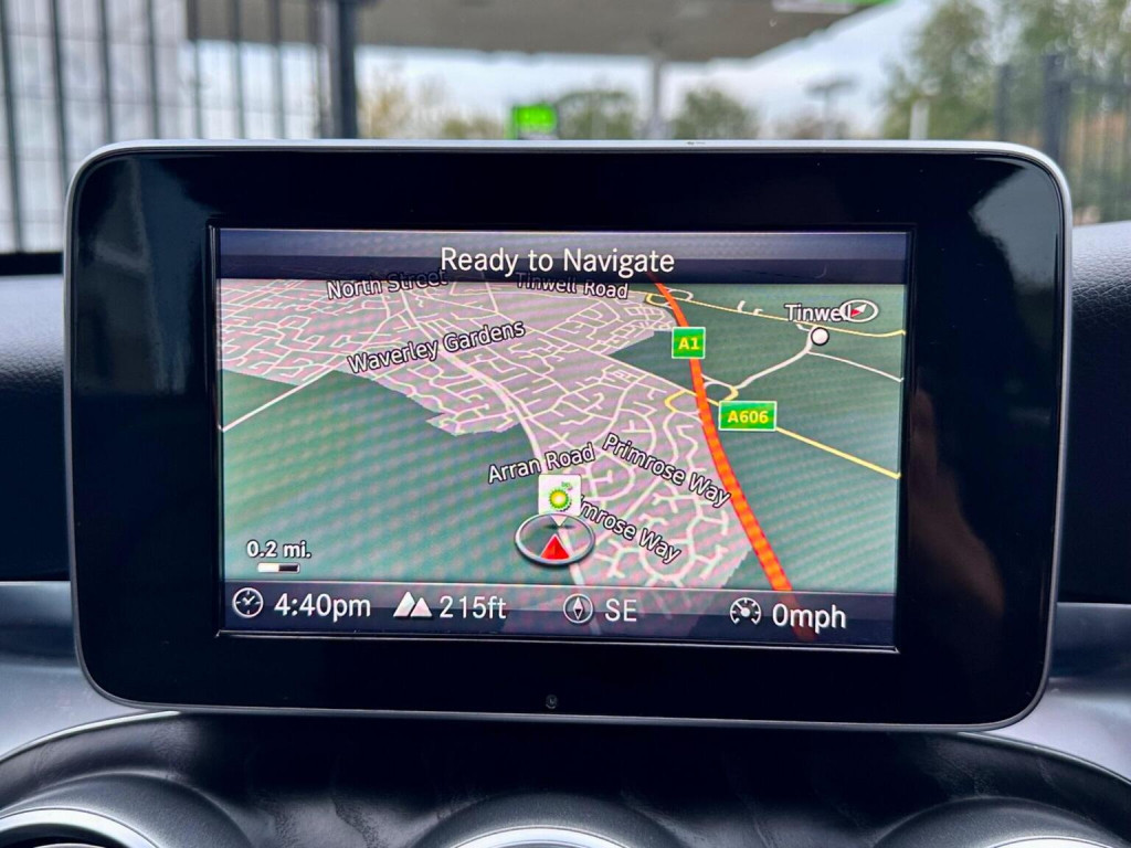 MERCEDES-BENZ C CLASS