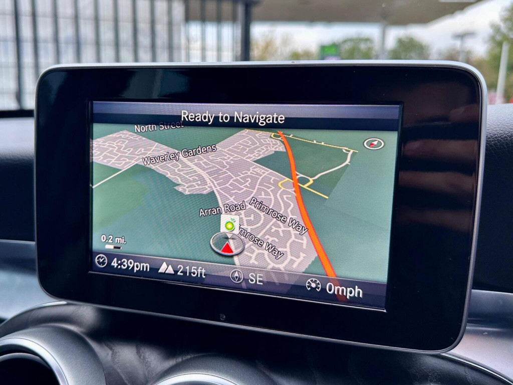 MERCEDES-BENZ C CLASS