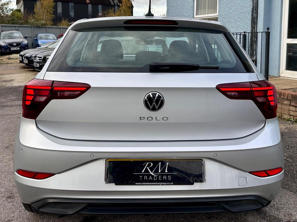 VOLKSWAGEN POLO