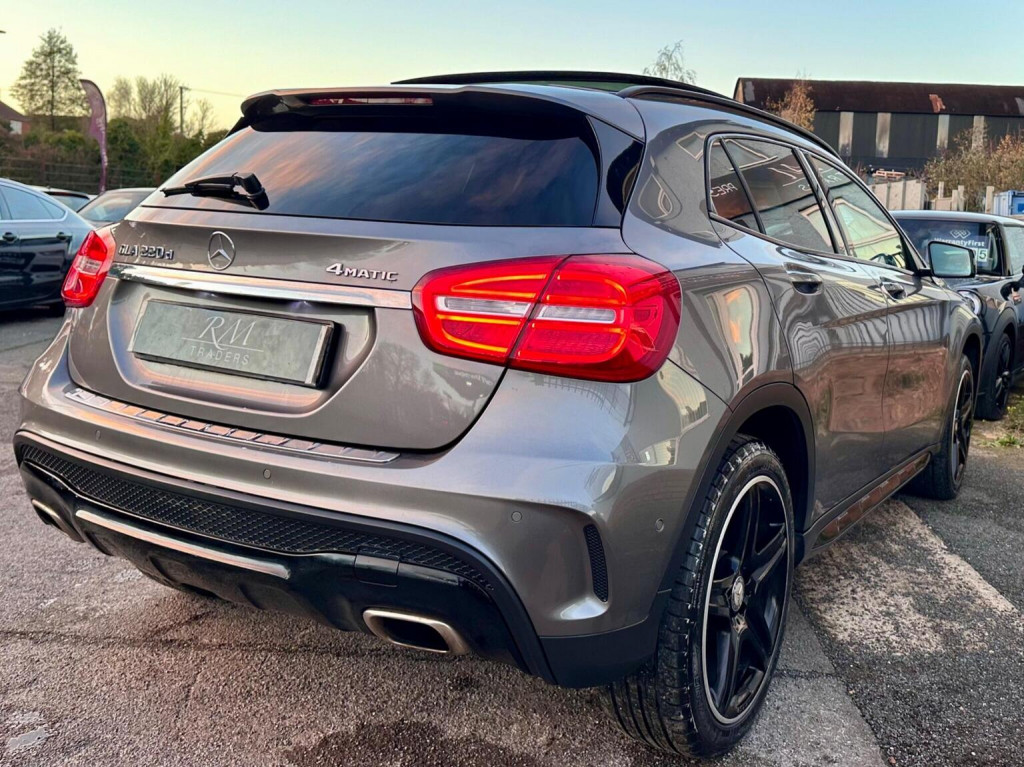 MERCEDES-BENZ GLA CLASS