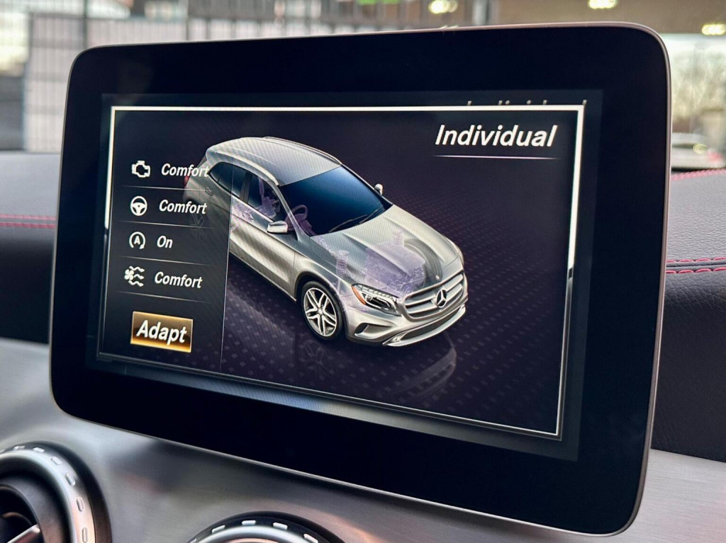 MERCEDES-BENZ GLA CLASS