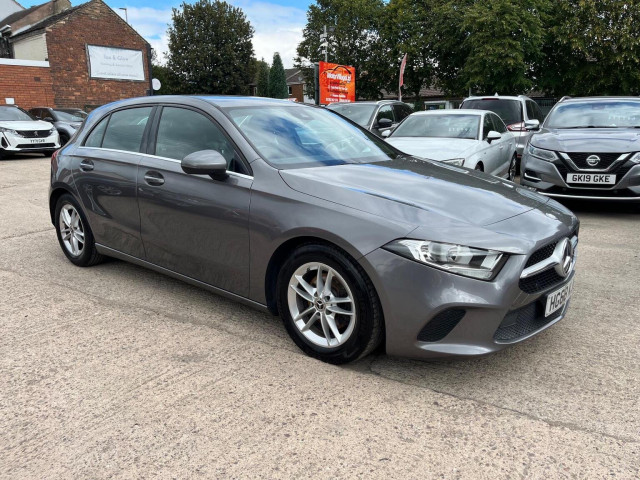 MERCEDES-BENZ A CLASS 1.5 A180d SE 7G-DCT Euro 6 (s/s) 5dr (2018/68)