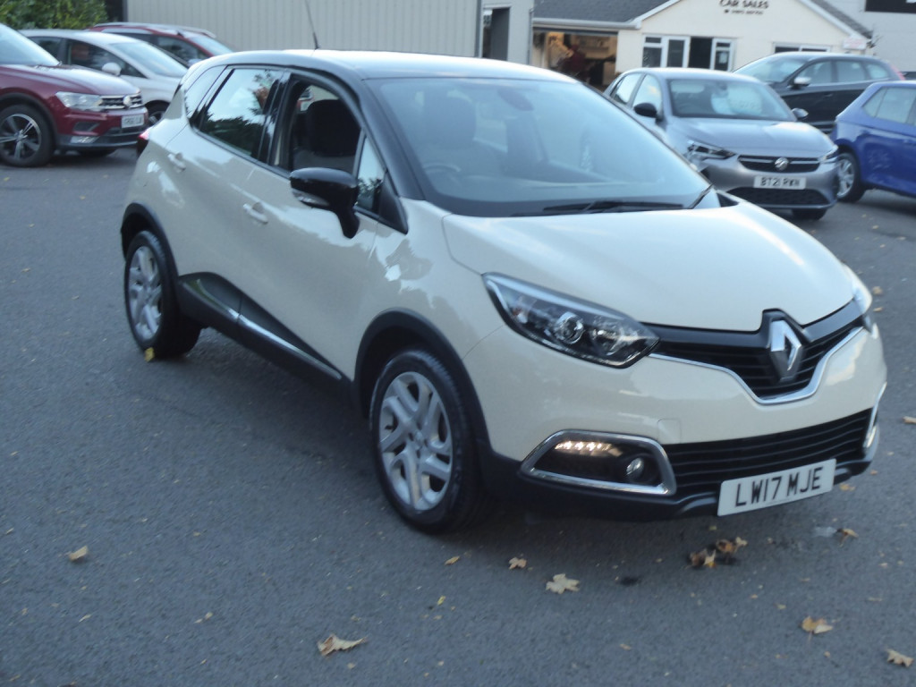 RENAULT CAPTUR