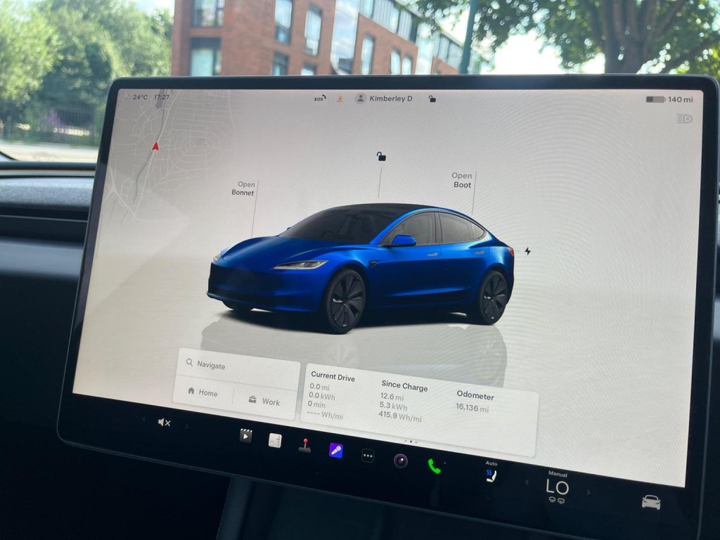 TESLA MODEL 3