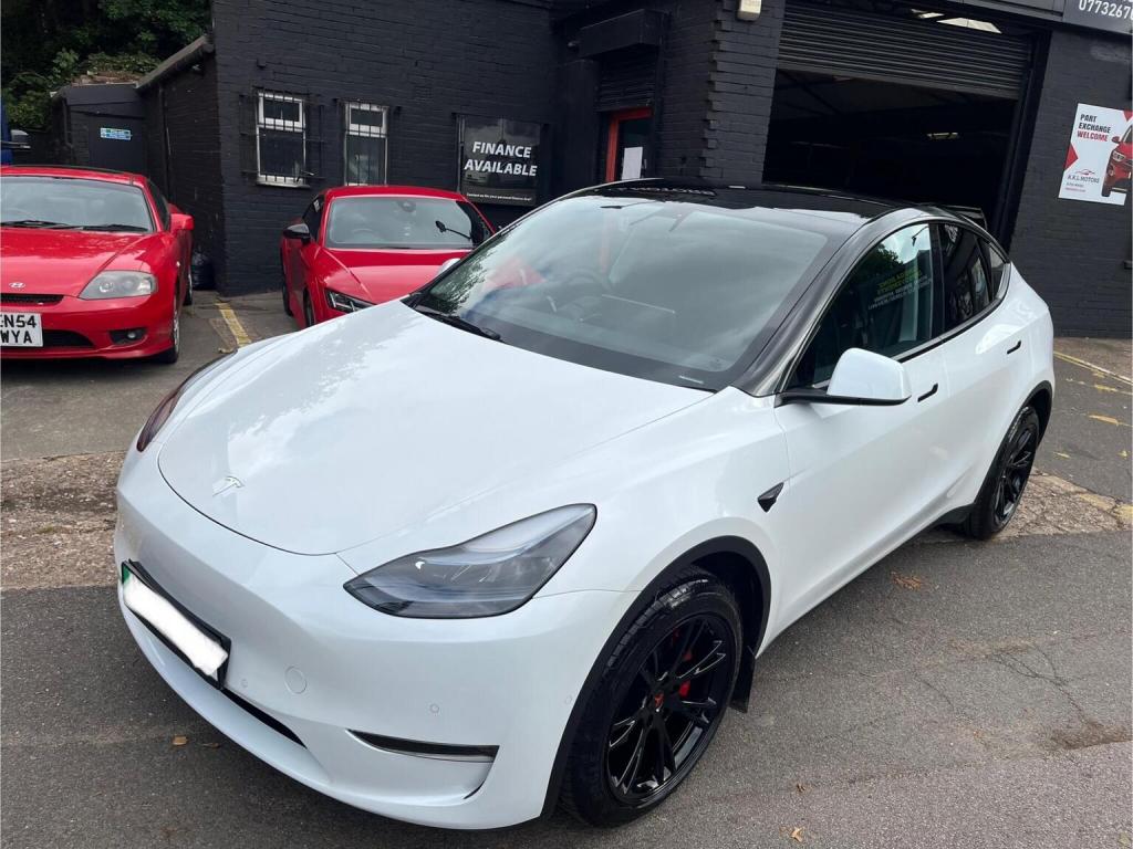 TESLA MODEL Y