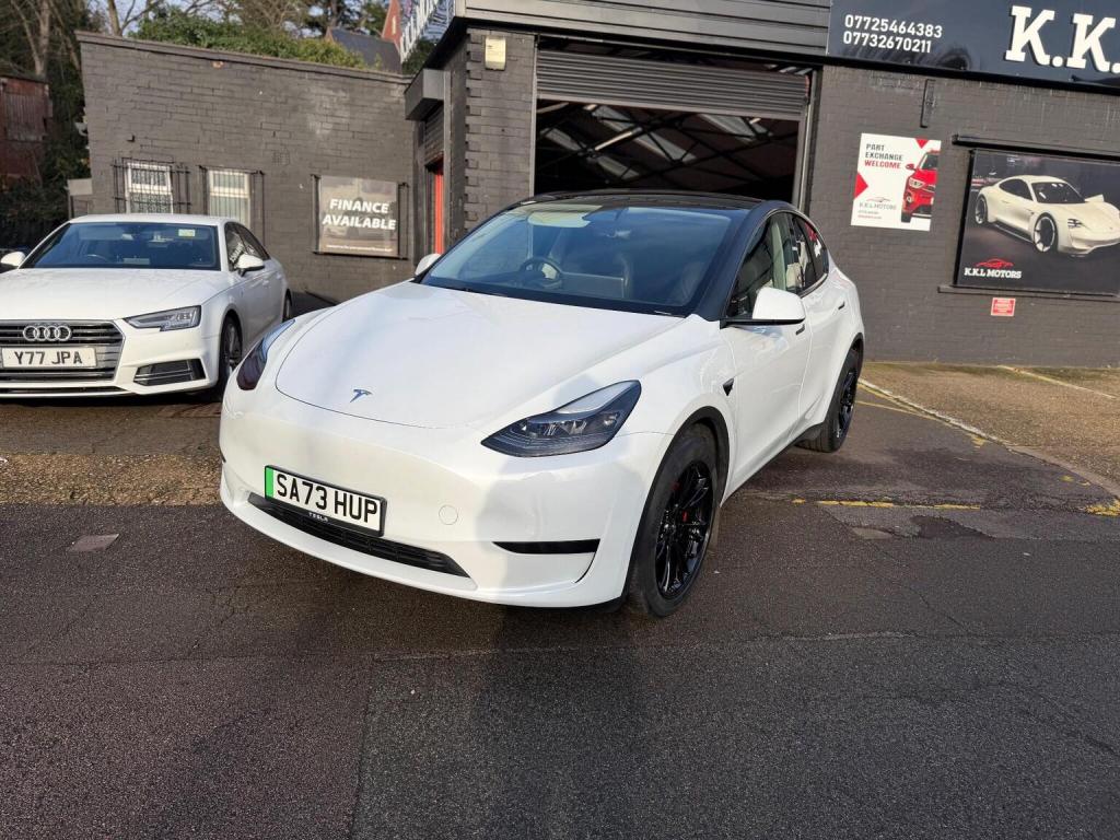 TESLA MODEL Y