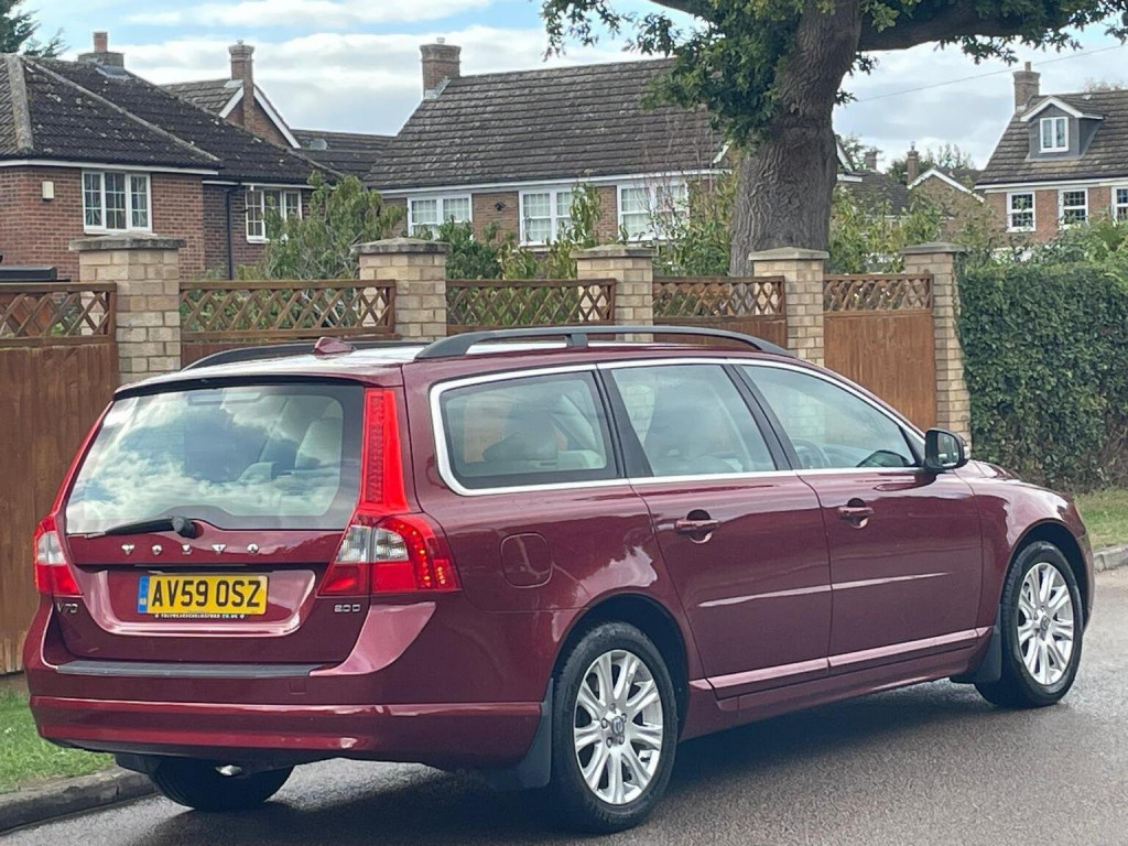 VOLVO V70