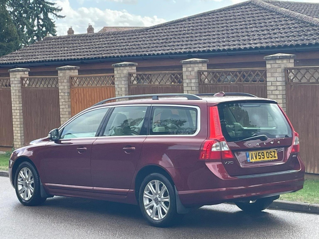 VOLVO V70