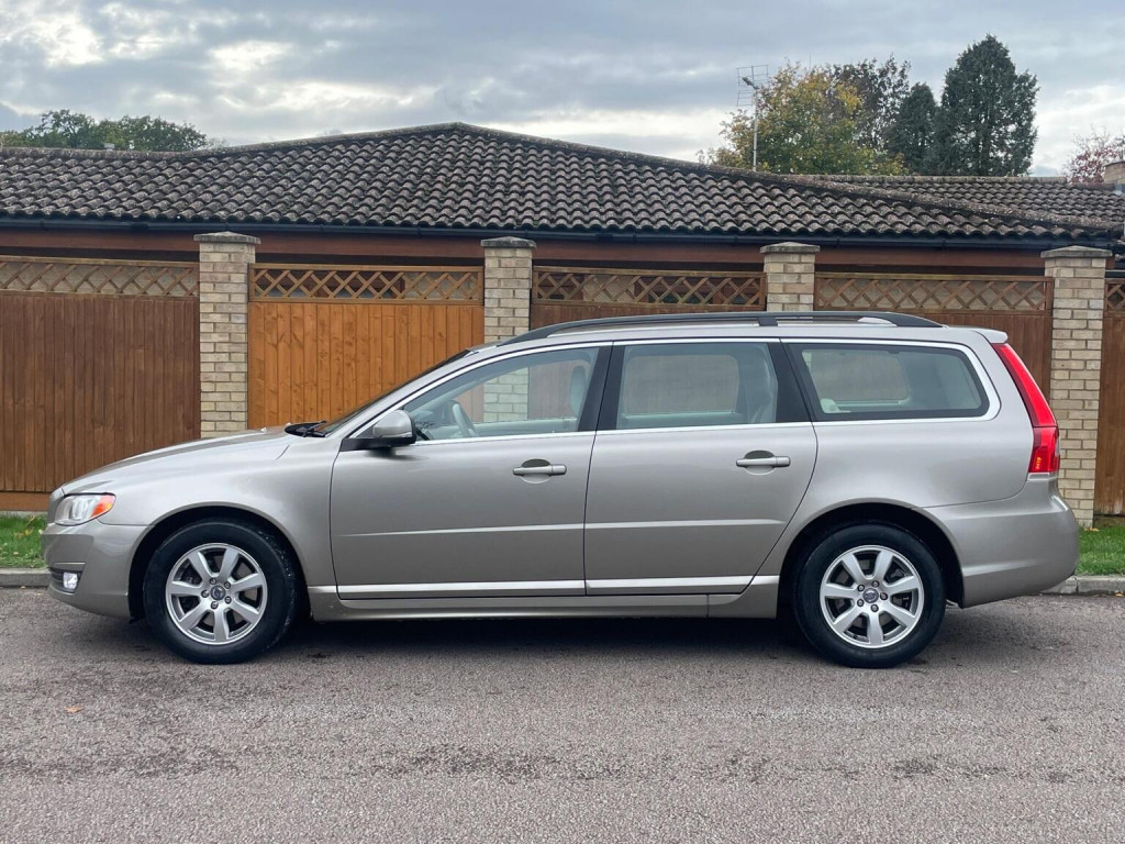 VOLVO V70