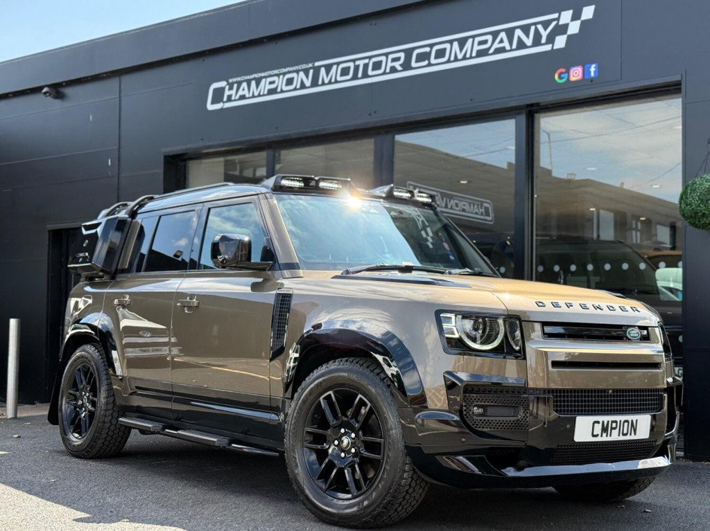 LAND ROVER DEFENDER 110