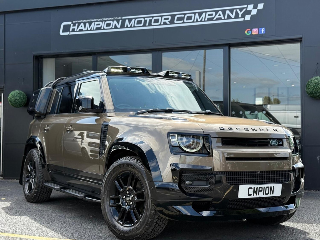 LAND ROVER DEFENDER 110