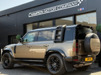 LAND ROVER DEFENDER 110