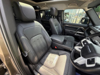 LAND ROVER DEFENDER 110