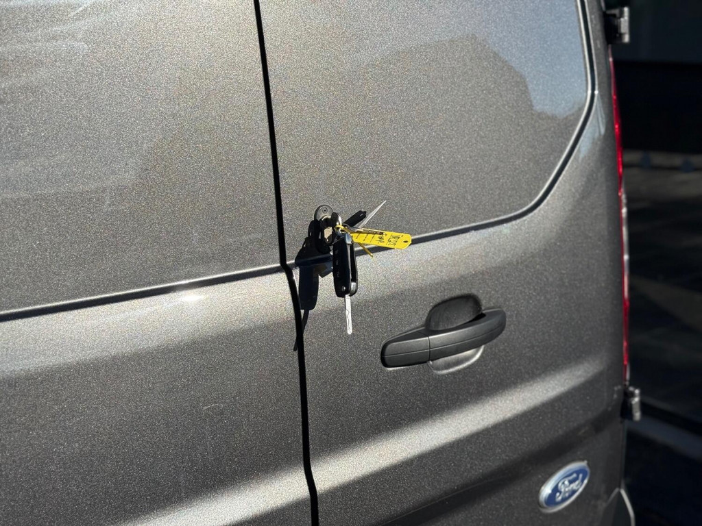 FORD TRANSIT CONNECT