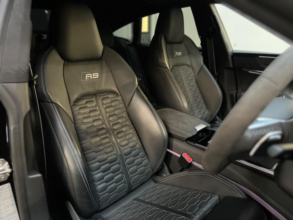 AUDI RS7