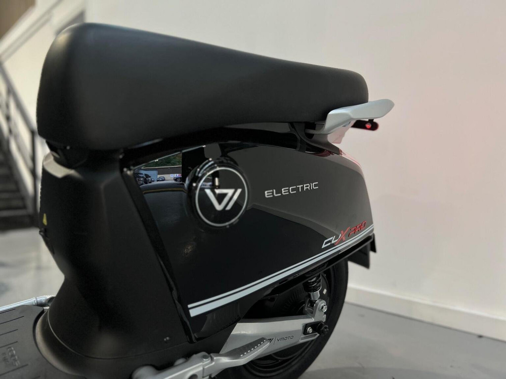 VMOTO SUPER SOCO CUX