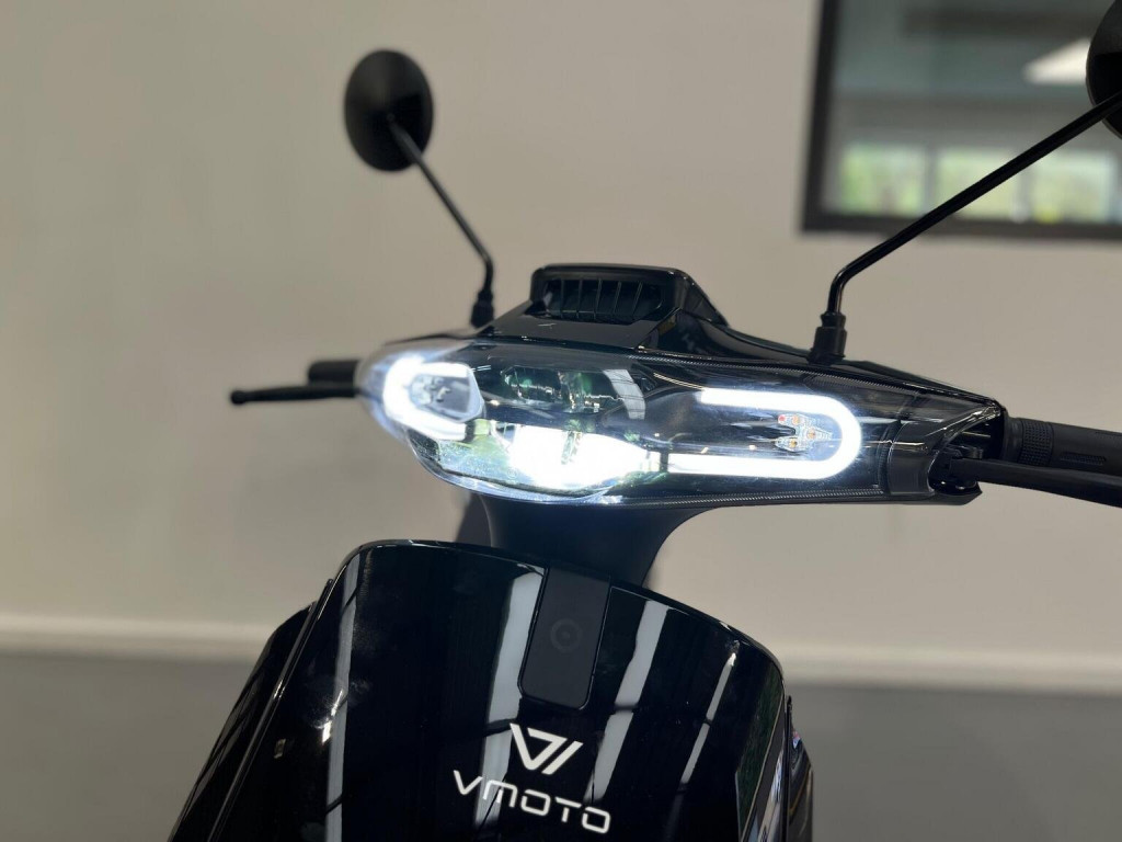 VMOTO SUPER SOCO CUX