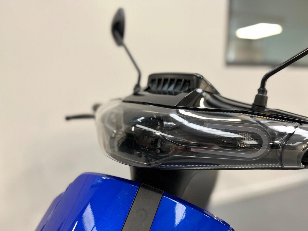 VMOTO SUPER SOCO CUX