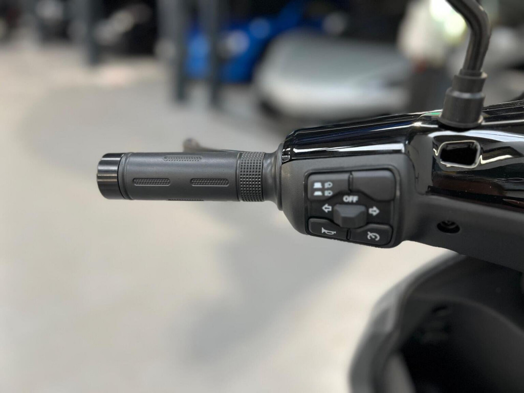 VMOTO SUPER SOCO CUX