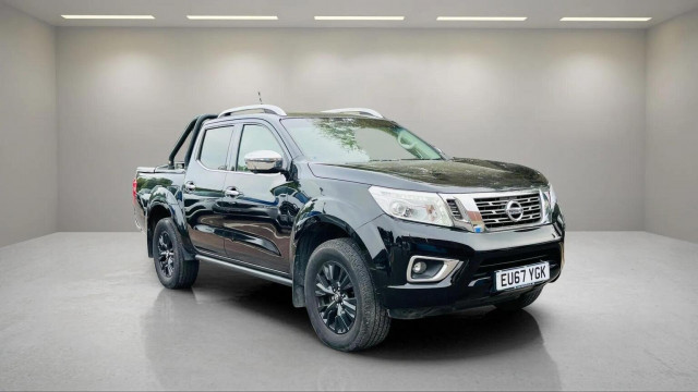 NISSAN NAVARA