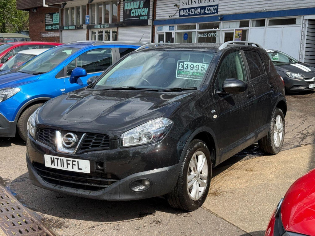 View NISSAN QASHQAI 2.0 dCi n-tec