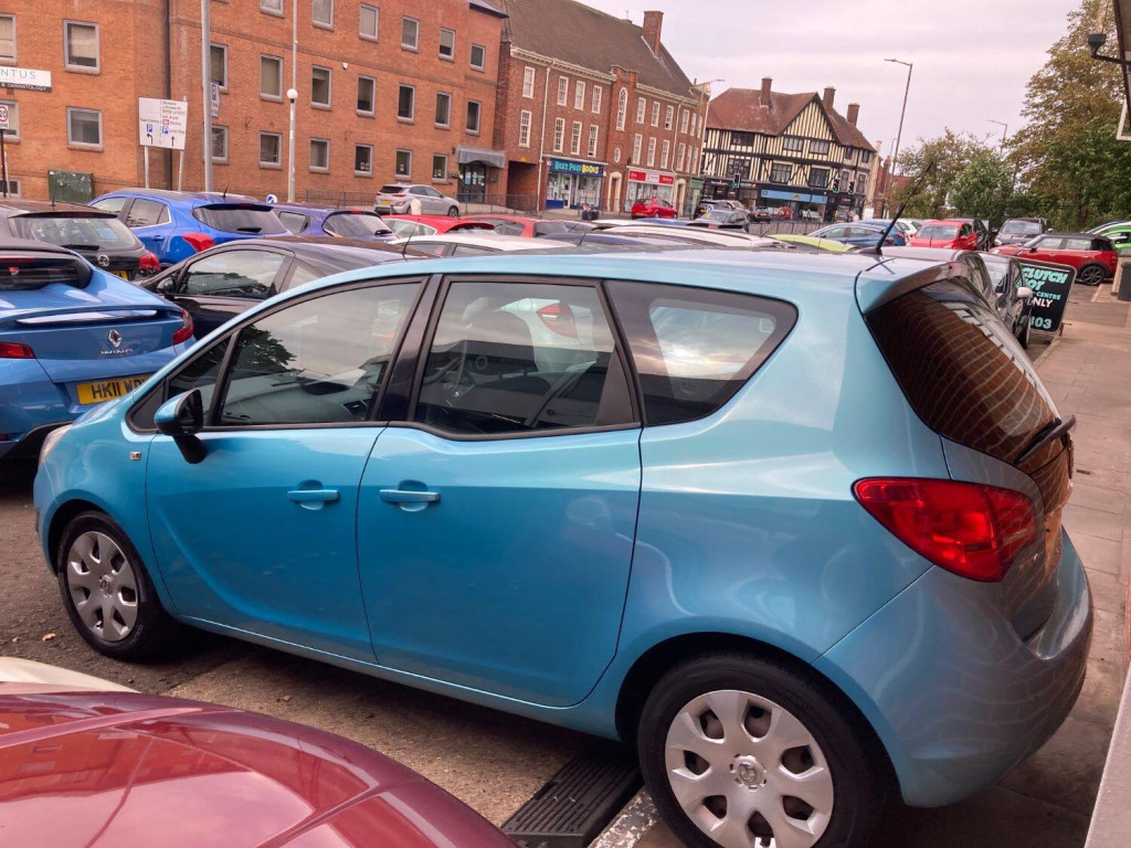 View VAUXHALL MERIVA 1.4 T 16V Exclusiv