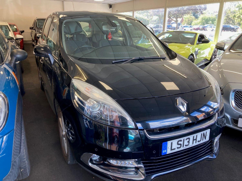 View RENAULT SCENIC 1.5 dCi Dynamique TomTom