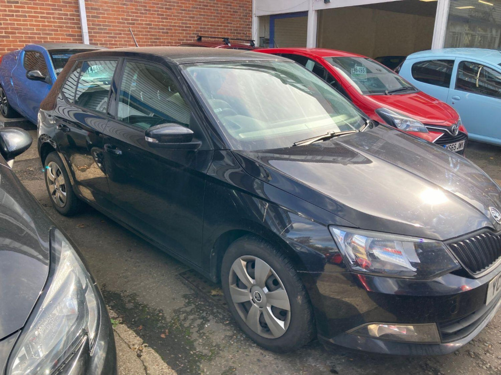 View SKODA FABIA 1.0 S