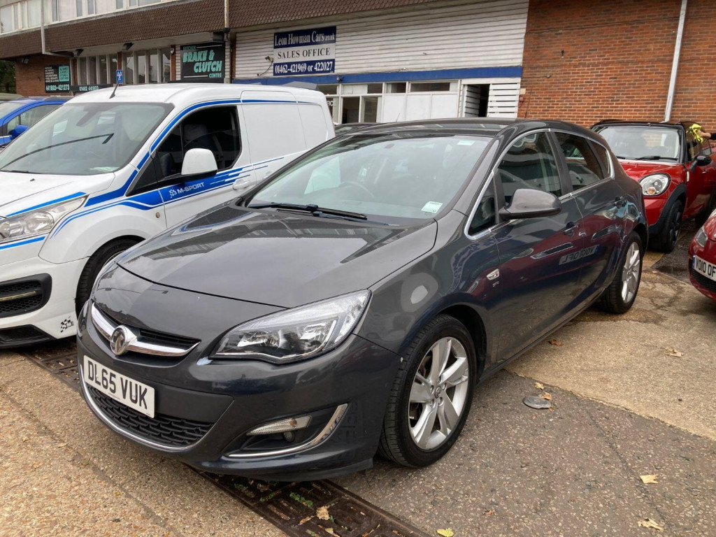 View VAUXHALL ASTRA 1.6 i SRi