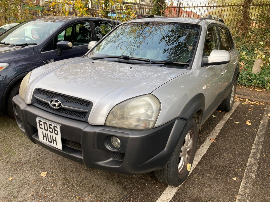 View HYUNDAI TUCSON 2.0 16v CDX