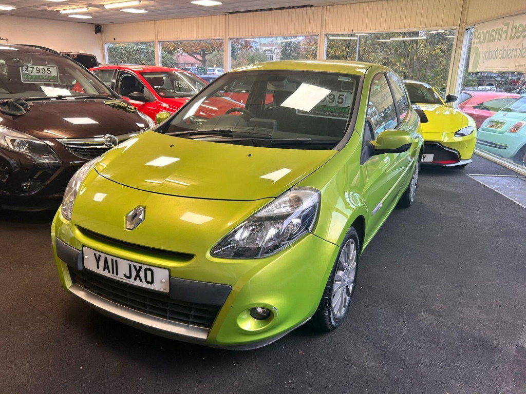 View RENAULT CLIO DYNAMIQUE TOMTOM 16V