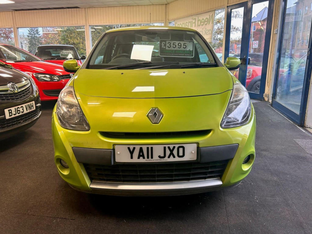 View RENAULT CLIO DYNAMIQUE TOMTOM 16V