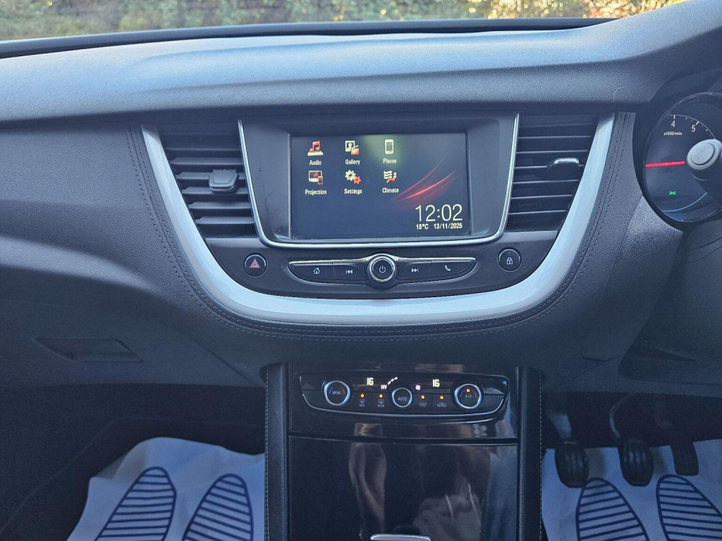 VAUXHALL GRANDLAND X