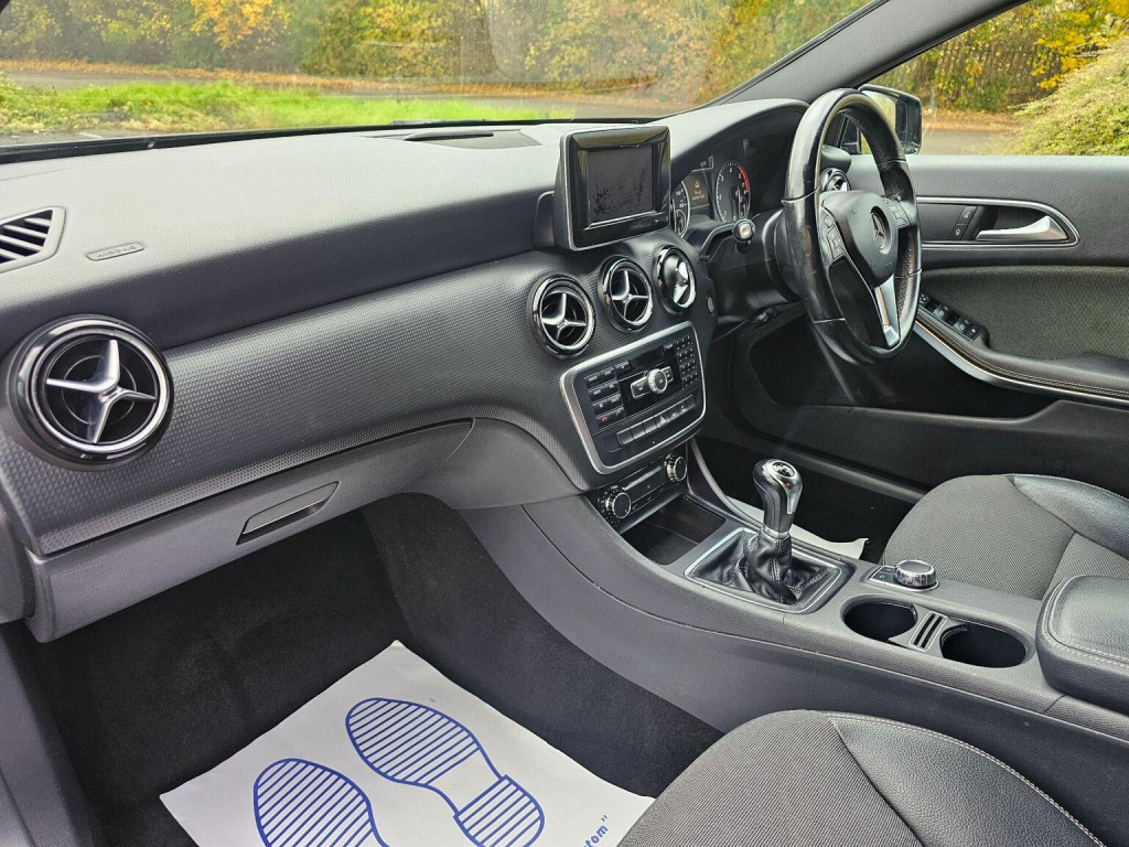 MERCEDES-BENZ A CLASS