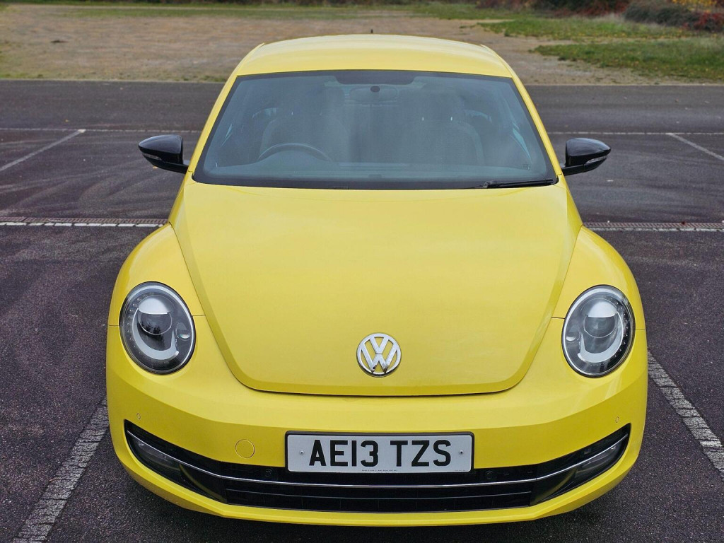 VOLKSWAGEN BEETLE