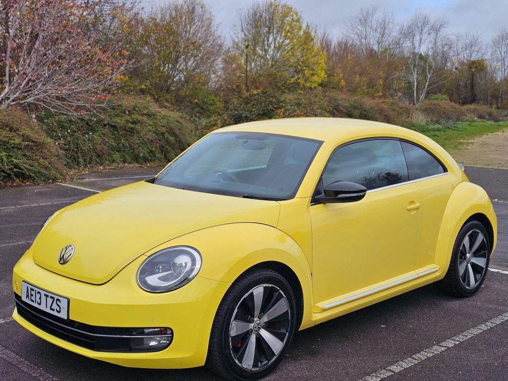 VOLKSWAGEN BEETLE