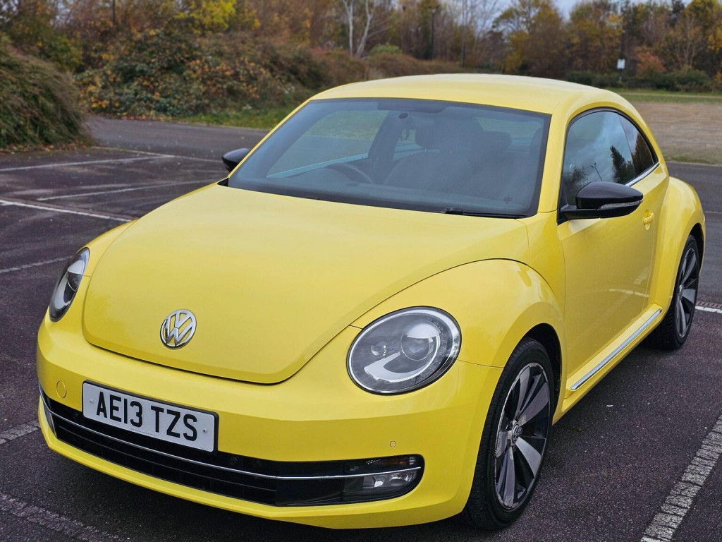 VOLKSWAGEN BEETLE