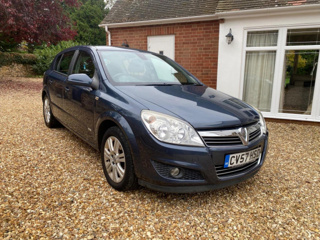 VAUXHALL