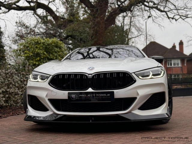 BMW 8 SERIES