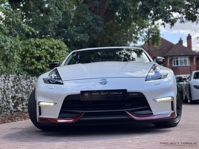 NISSAN 370Z