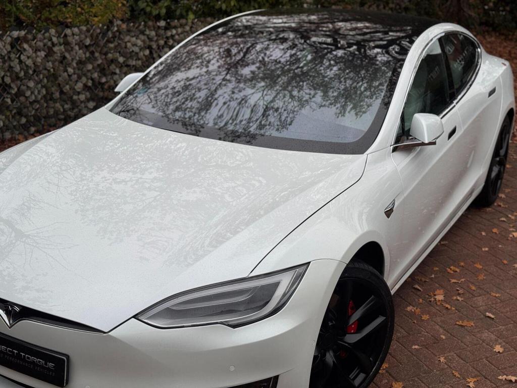 TESLA MODEL S