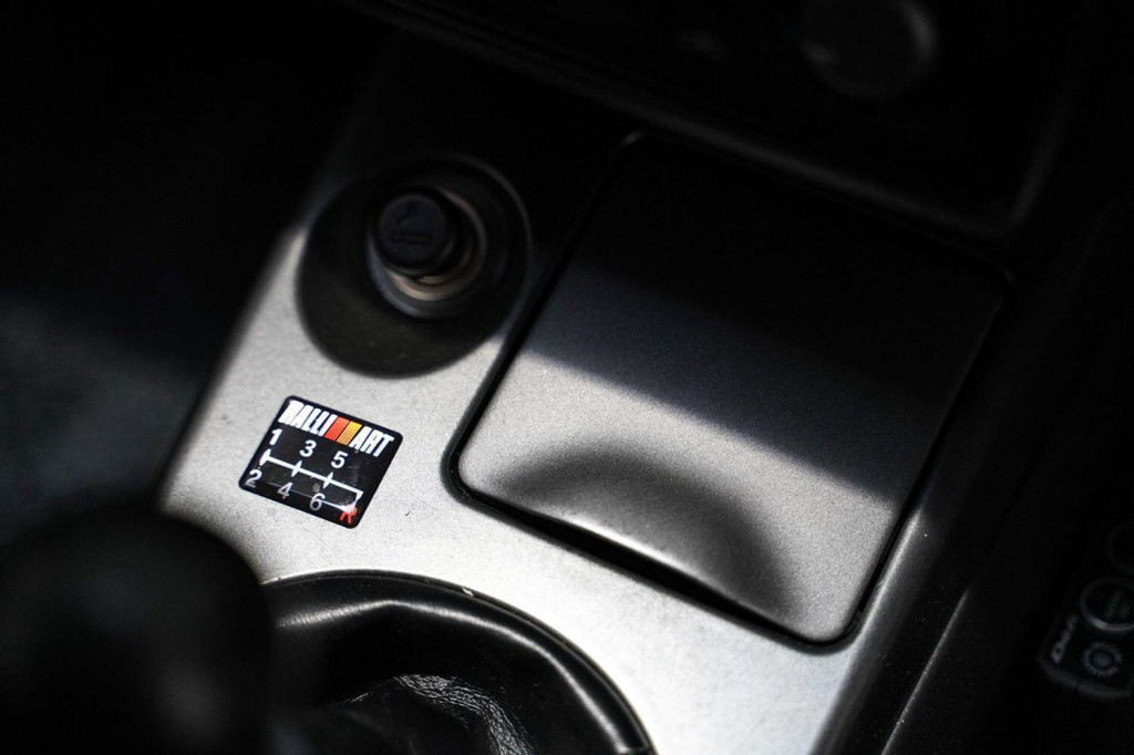 MITSUBISHI LANCER