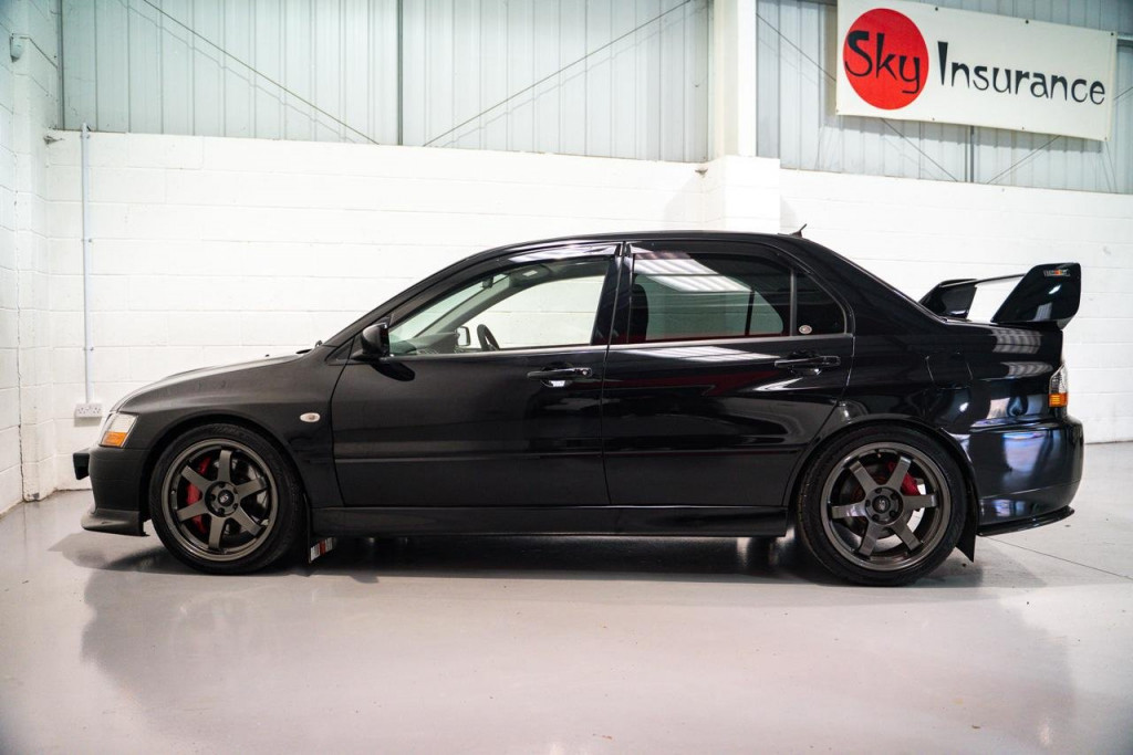 MITSUBISHI LANCER