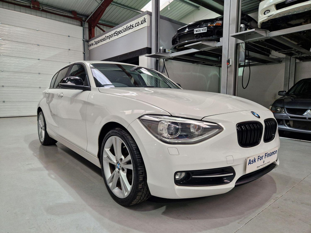 BMW 1 SERIES