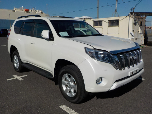 TOYOTA LAND CRUISER
