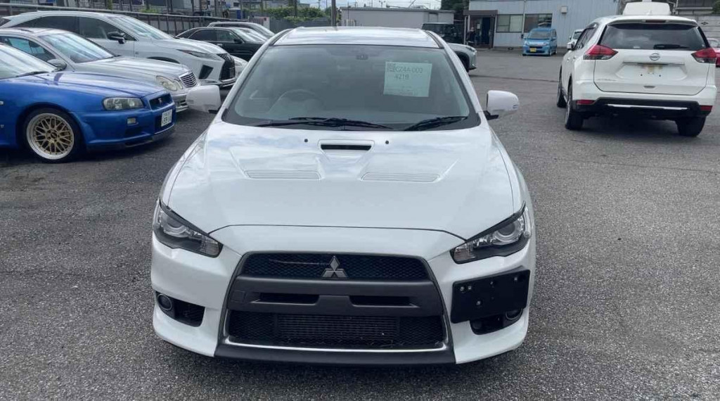 MITSUBISHI LANCER