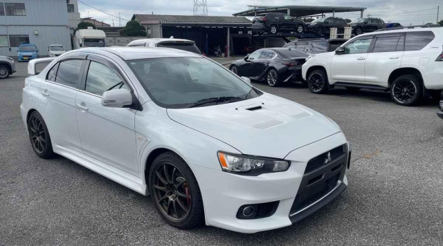 MITSUBISHI LANCER
