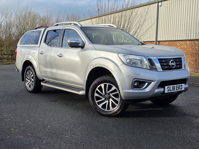 NISSAN NAVARA